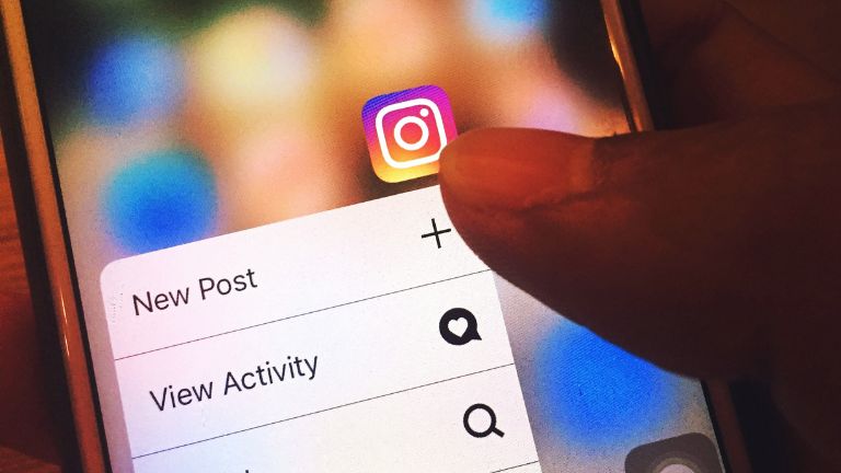 Instagram devient référencé sur Google : quelles opportunités pour les réseaux et leurs établissements ?